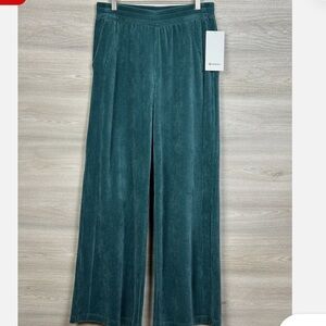LuLulemon Scuba Corduroy velvet Wide-Leg Pants